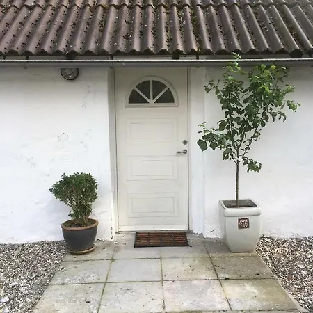 埃勒凯-加德酒店 招待所 Dronninglund